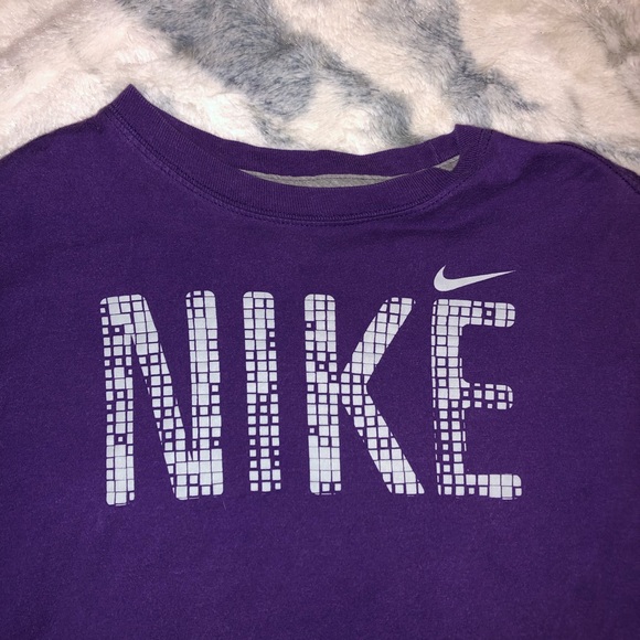 Nike shirt - Picture 3 of 4